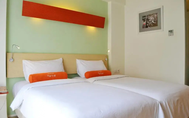 HARRIS Hotel & Residence Sunset Road Bali