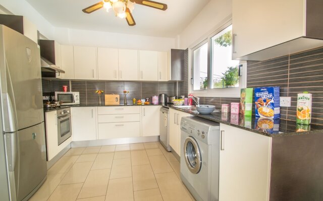 Pernera Sea Holiday Villa