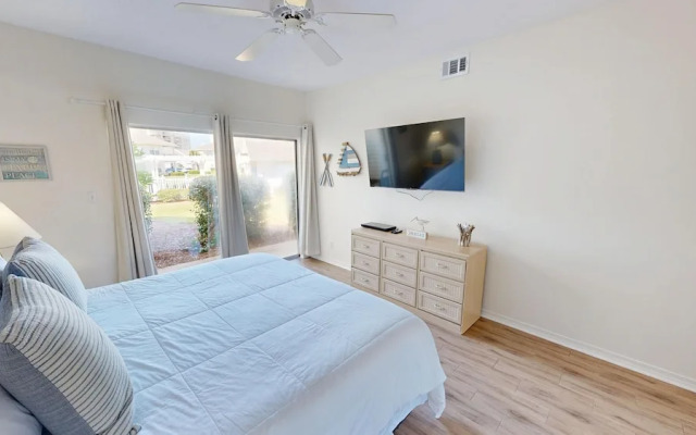 Sandpiper Cove 9141 3 Bedroom Condo by RedAwning