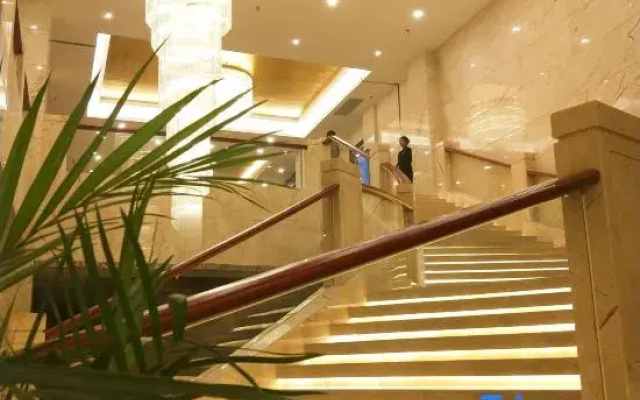 Zhongyuan Sunny International Hotel