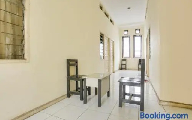 SPOT ON 91770 441 Pemuda Homestay