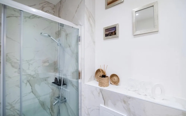 MyHomeInComo - S&O Apartment