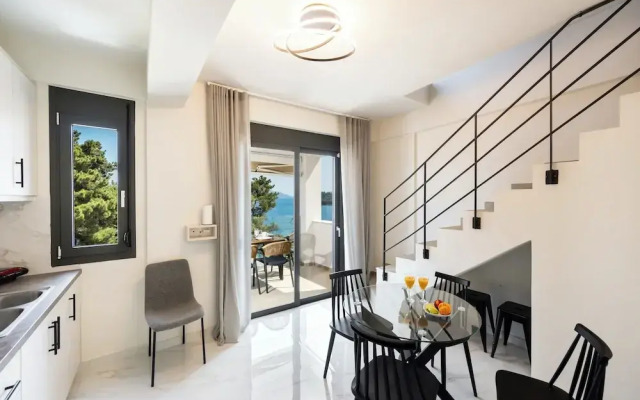 N&G Deluxe Maisonette