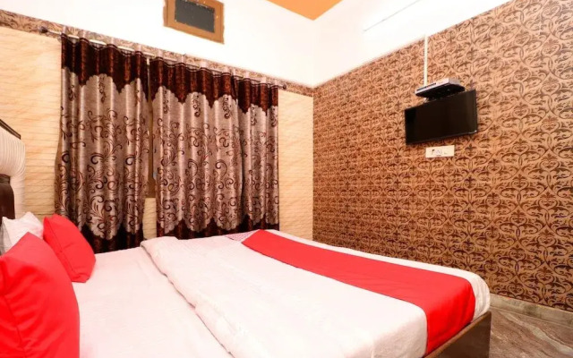 Oyo 24015 Kawal Residency