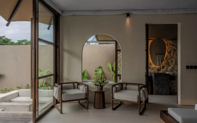 Ubud Mas Glamping Luxury Tent