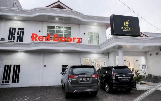 RedDoorz Plus Syariah near Museum Lampung