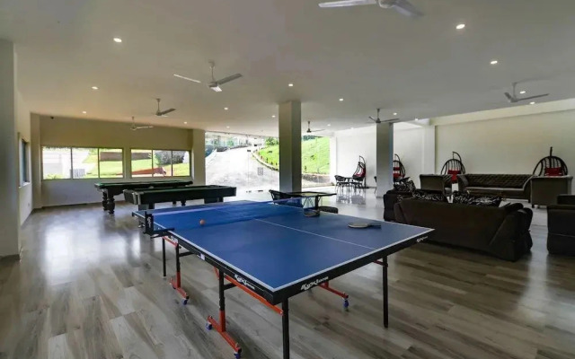 Club Nirvana by OYO Rooms