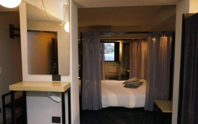 Prodeo Hotel & Lounge