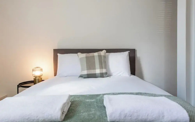 Park Row Apartment