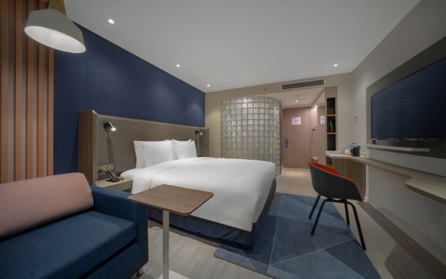 Holiday Inn Express Shanghai Jinqiao Central by IHG – Guest Rooms – Shanghai