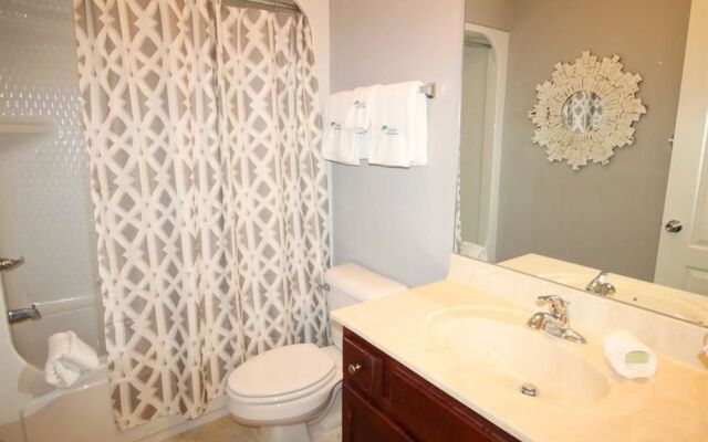 Phoenix West Ii Condominiums