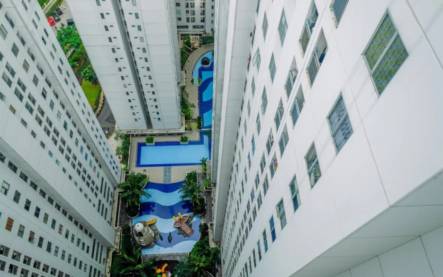 Cozy Stay 2BR Bassura City Apartment