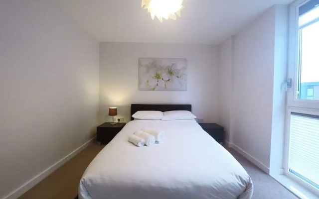 West Side Apartments Brentford