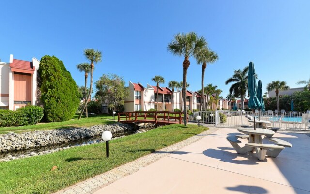 Runaway Bay Resort by BBG