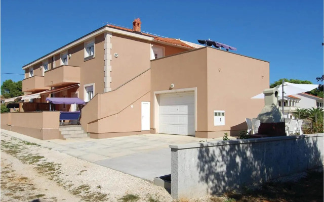 Apartment Stari put V