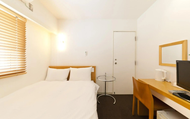 7 Days Hotel