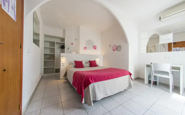 Hostal Tarba