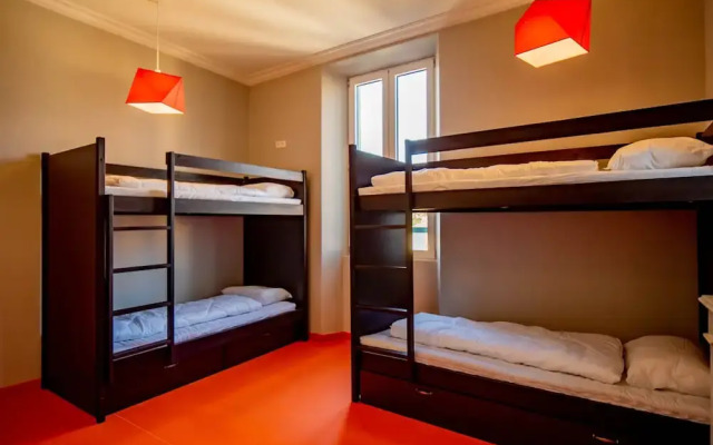 Banana's Camp - Hostel