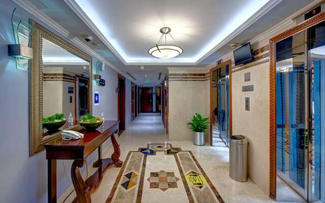 Howard Johnson Plaza By Wyndham Dubai Deira