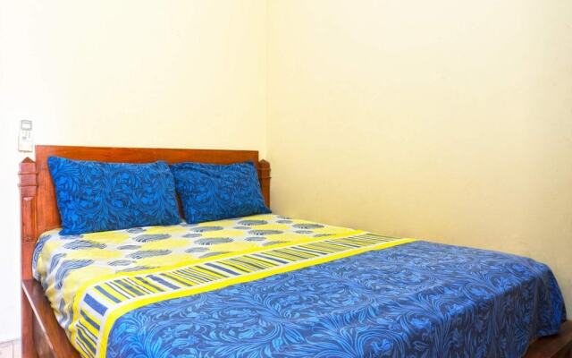 OYO 91327 Residence 38