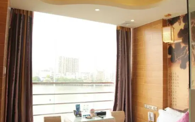 Aiqing Apartment Chain Hotel
