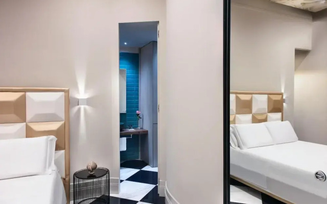 Lady Rose One in Naples