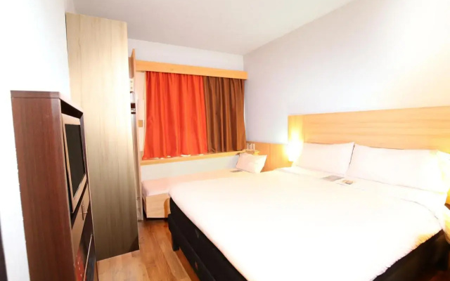 Ibis Providencia