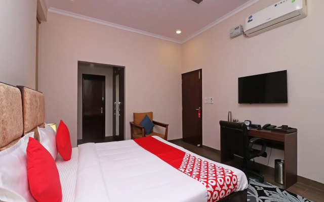 Arkaya by OYO Rooms