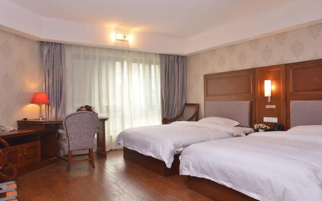 ibis Chongqing Ranjiaba