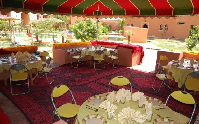Well Center Riad Auberge Assounfou