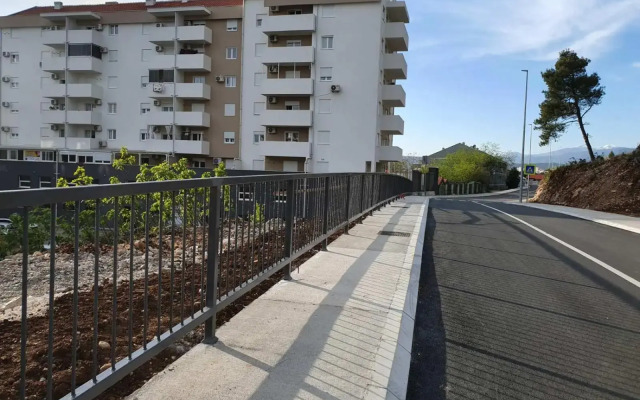 Sunny Hill Ljubovic Apartment