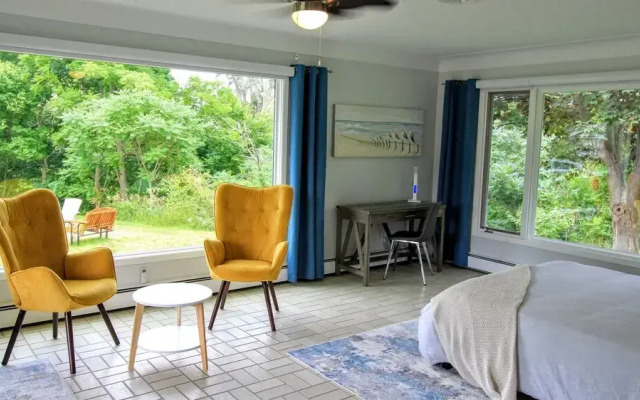 Coastal #1 and Cozy #2 - Seacliff Beach Suites