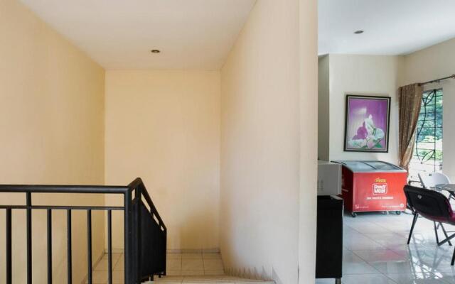 RedDoorz Syariah Plus @ Wisma Bougenville Karawaci