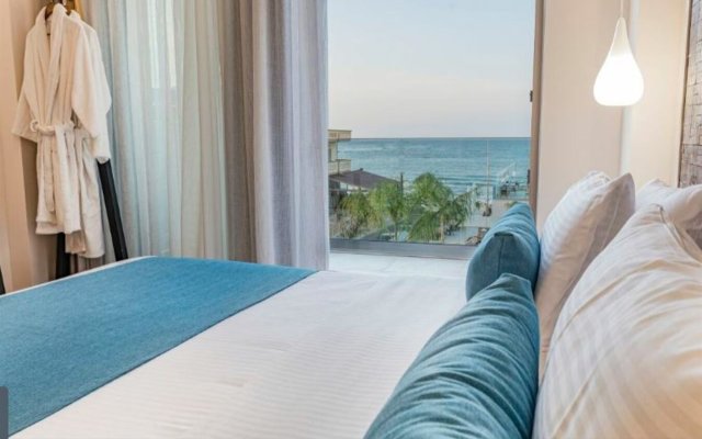 Epos Luxury Beach Hotel / Adults Only 16+