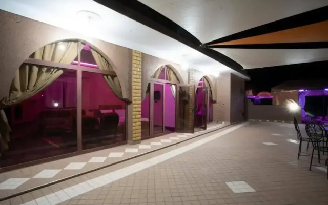 Villa Familiale De 5 Chambres Avec Piscine