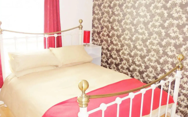 Salisbury Court City Central by BHR Apartments