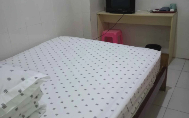 Futian Hostel