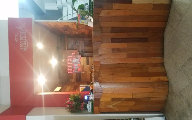 Hotel Ananda by Reddoors