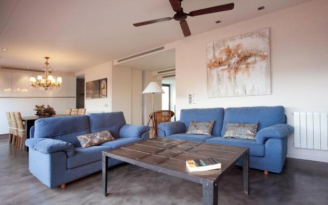 GAUDIR LUXURY · Luxury Apt with Terrace near Pg Gracia