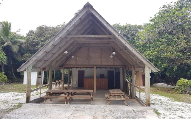 Ara Moana Bungalows