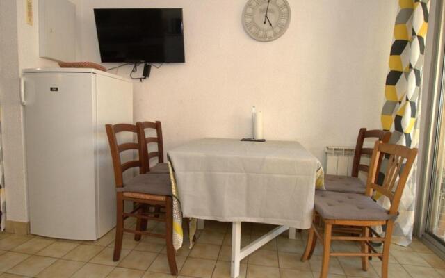Appartement Balaruc-les-Bains, 2 pièces, 4 personnes - FR-1-553-62