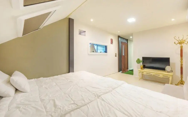 Gapyeong Bd7s Glamping&caravan
