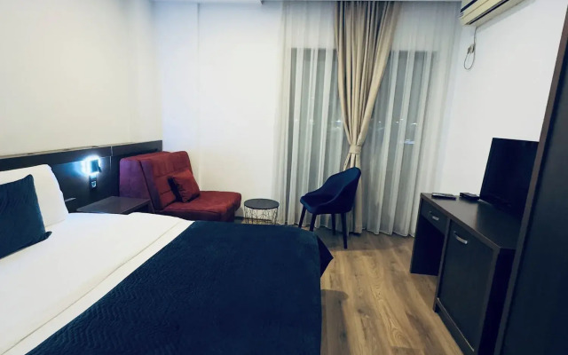 Hotel Real