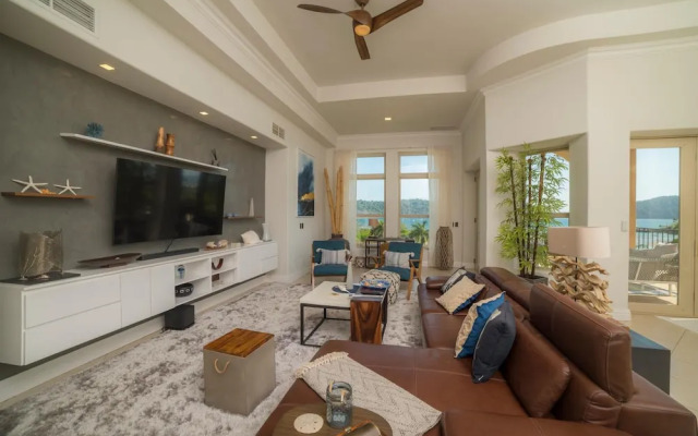 Bella Vista 4A 3 bdr 3 Bath Ocean View