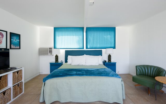 Monkey Tree Hotel 14