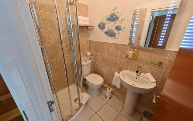 Halwell Lodge
