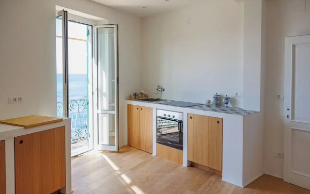 Newly Renovated Ocean View Flat