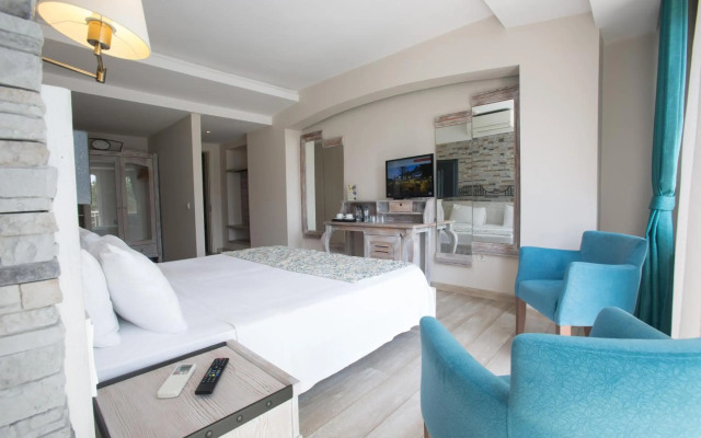 Dedeminn Marina Hotel