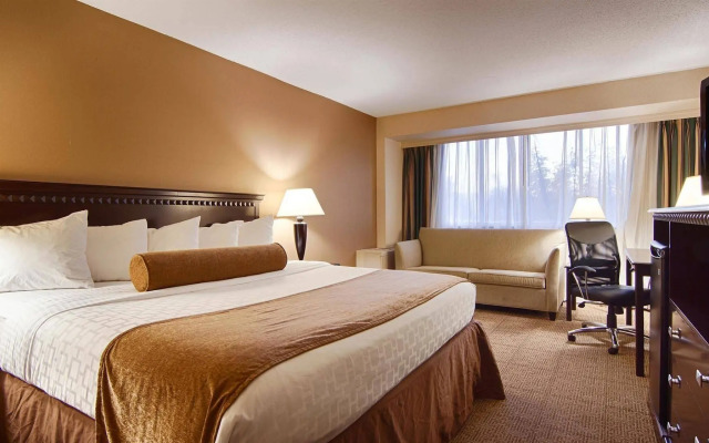 Ramada by Wyndham East Syracuse Carrier Circle