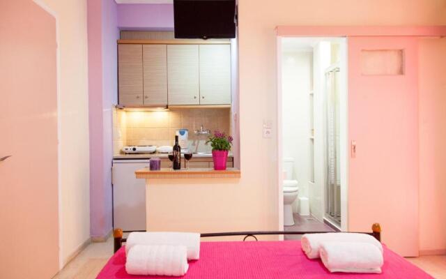 Tasoula Studios & Apartments